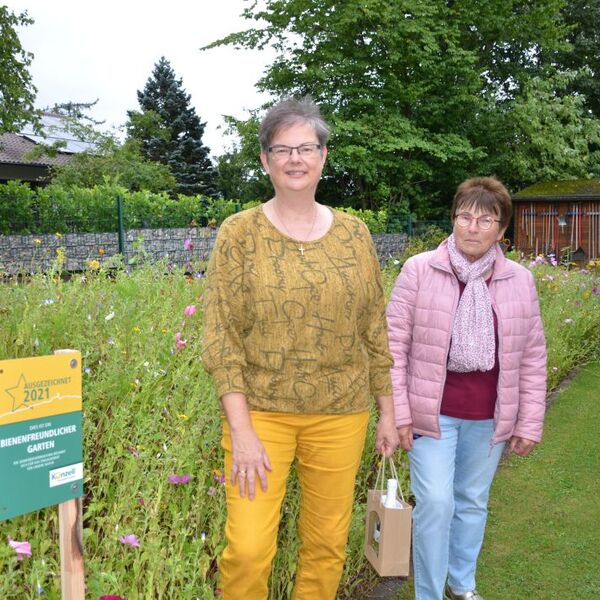 Andrea Höhl mit Ursula Weber, Engelhelms