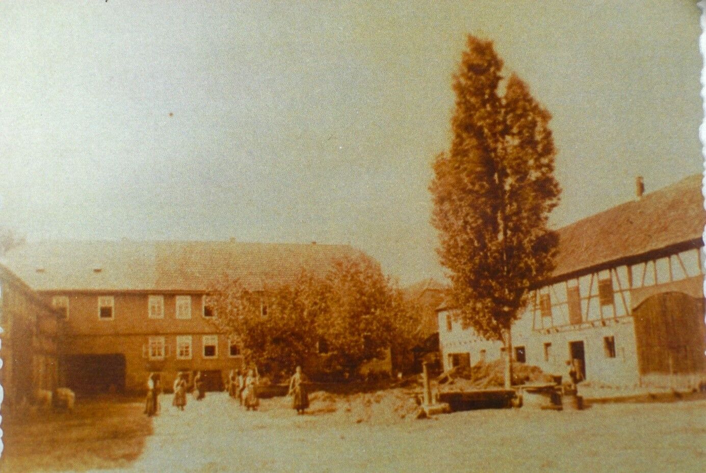 Das Jesuitenkollegium (Besitzer von 1623-1773) erbauten den Neuen Hof bzw. Leuchtenlehnhof. Foto um 1890.