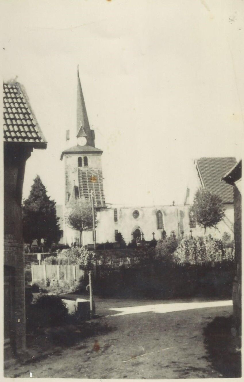 Die Kirche nach dem Beschuss am 4. April 1945