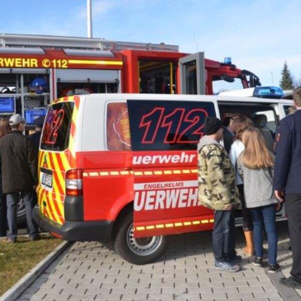 Einweihung LF 10 KatS und MTW Freiwillige Feuerwehr Engelhelms 36