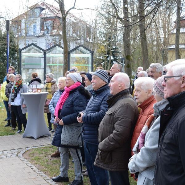 Enthüllung Denkmäler Grezzbachpark 1