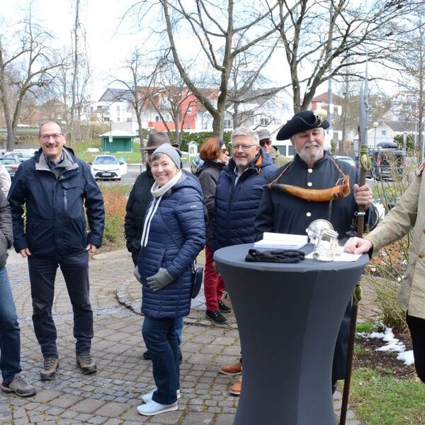 Enthüllung Denkmäler Grezzbachpark 39