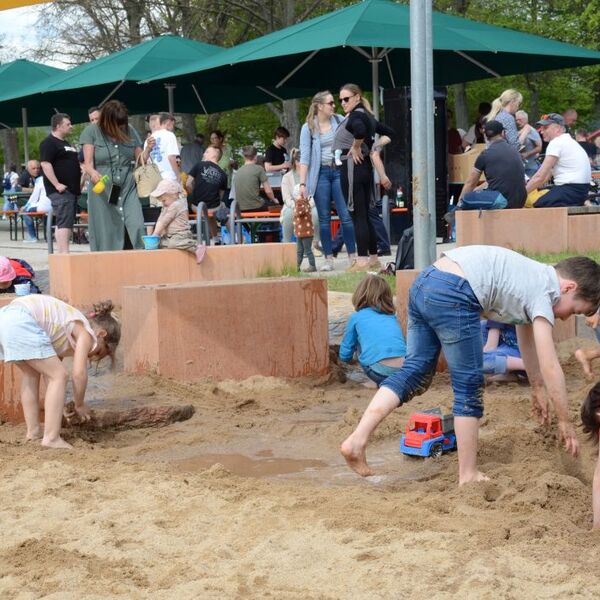 Familienfest im Grezzbachpark 30