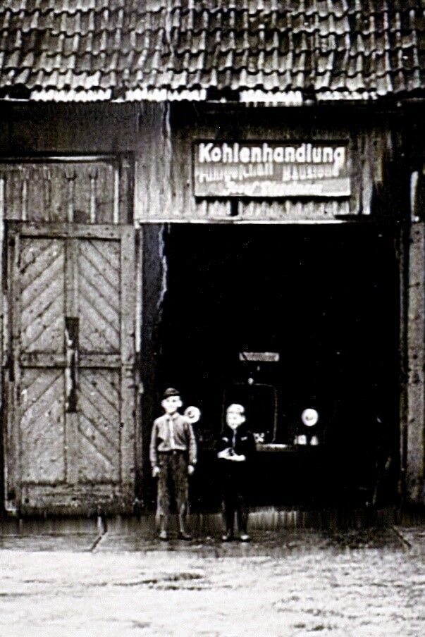 Im Wandel der Zeit 2. Auf dem Foto ist Kurt (rechts) und Helmut Diegelmann.