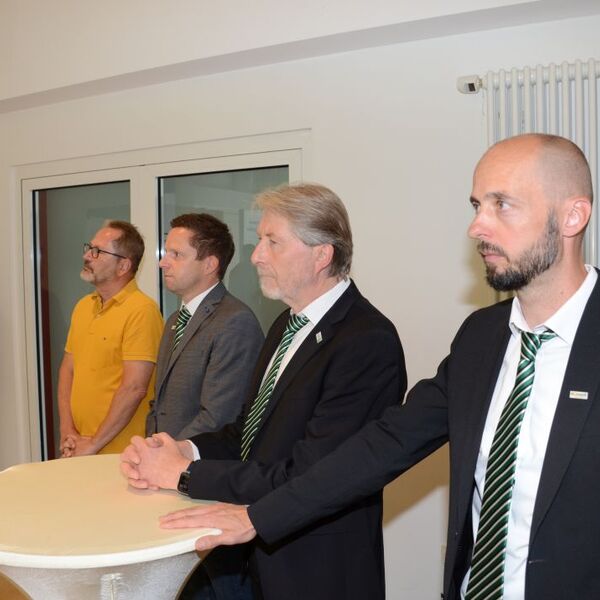 Innenminister Poseck übergibt Siegel 16