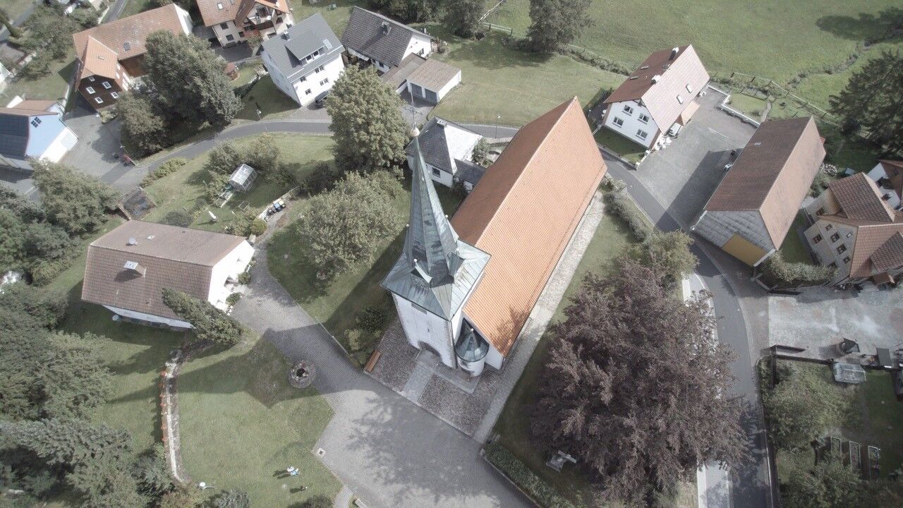 Kirche Dietershausen von oben