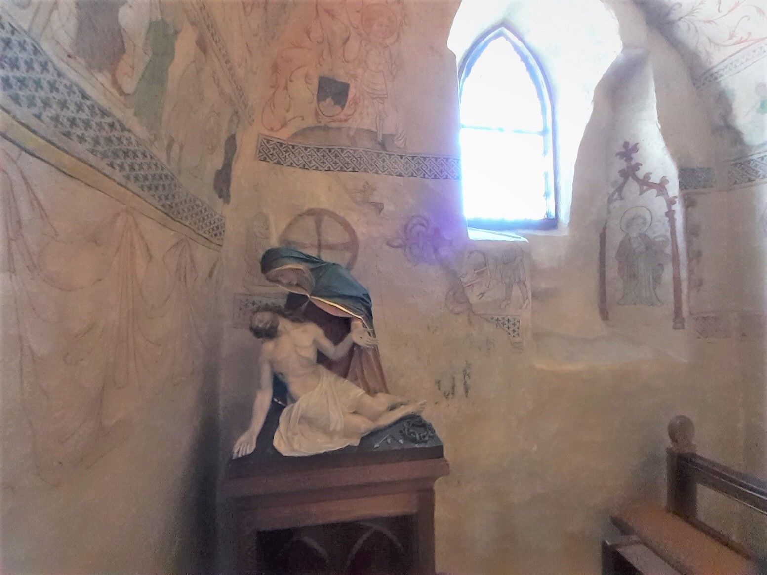 Pieta - Blick in die Kapelle
