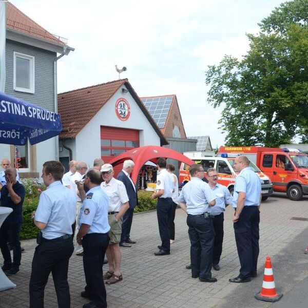 Übergabe Zuwendungsbescheid FF Keulos 3